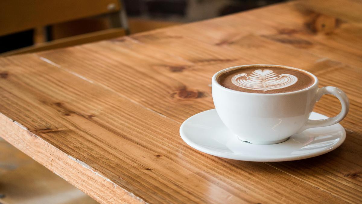 Idee per costruire un tavolino da caffè faidate con legno di recupero