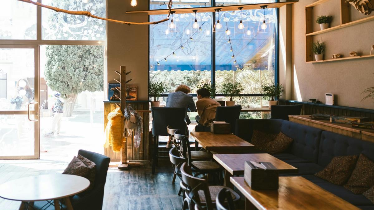 scegliere-il-tappeto-perfetto-per-una-sala-da-pranzo-tradizionale